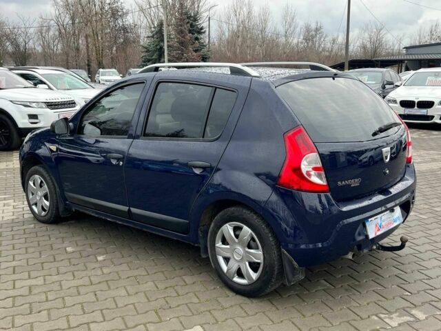 Синий Дачия Сандеро, объемом двигателя 1.1 л и пробегом 180 тыс. км за 4200 $, фото 4 на Automoto.ua