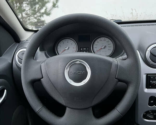 Синий Дачия Сандеро, объемом двигателя 1.4 л и пробегом 213 тыс. км за 4850 $, фото 55 на Automoto.ua