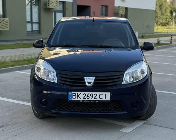 Синій Дачія Sandero, об'ємом двигуна 1.15 л та пробігом 177 тис. км за 3800 $, фото 8 на Automoto.ua