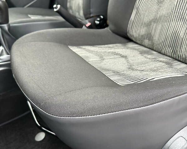 Синій Дачія Sandero, об'ємом двигуна 1.2 л та пробігом 160 тис. км за 4650 $, фото 24 на Automoto.ua