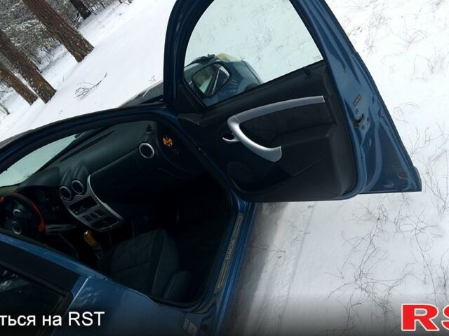 Синій Дачія Sandero, об'ємом двигуна 1.6 л та пробігом 220 тис. км за 3350 $, фото 6 на Automoto.ua