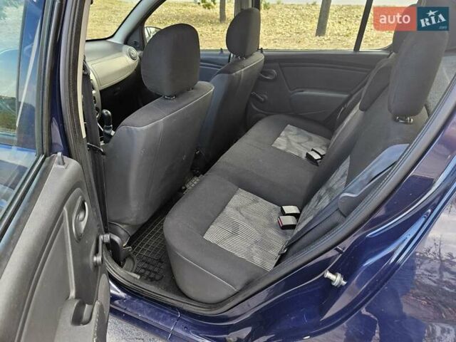 Синій Дачія Sandero, об'ємом двигуна 1.2 л та пробігом 154 тис. км за 3900 $, фото 3 на Automoto.ua