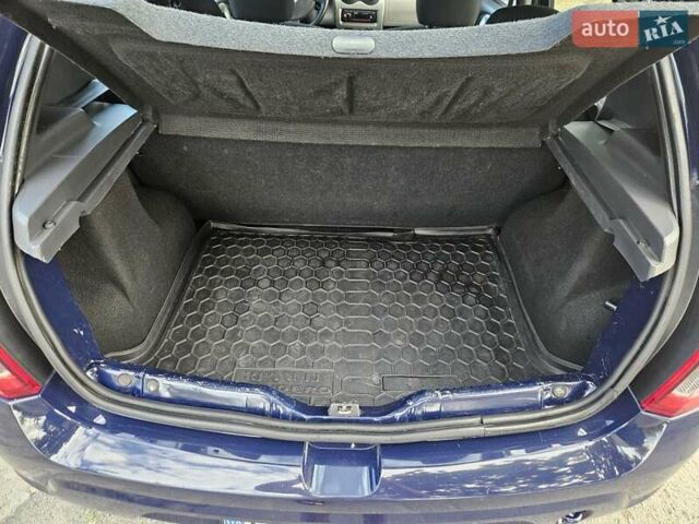 Синій Дачія Sandero, об'ємом двигуна 1.2 л та пробігом 154 тис. км за 3900 $, фото 12 на Automoto.ua