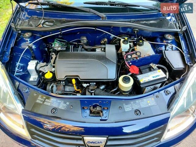 Дачия Сандеро 2011 в Тростянец на Automoto.ua Синий Дачия Сандеро, объемом двигателя 1.2 л и пробегом 189 тыс. км за 4600 $, фото 40 на Automoto.ua