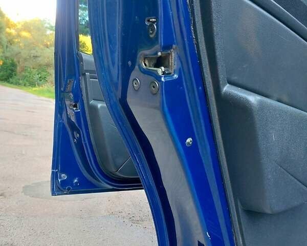 Дачия Сандеро 2011 в Тростянец на Automoto.ua Синий Дачия Сандеро, объемом двигателя 1.2 л и пробегом 189 тыс. км за 4600 $, фото 33 на Automoto.ua