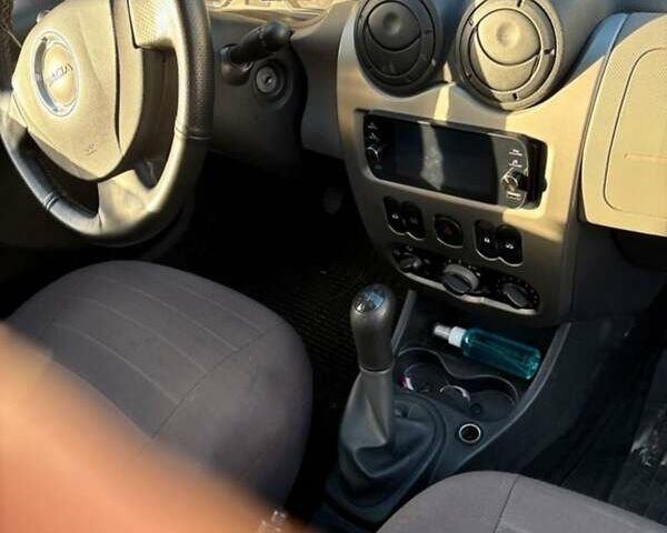 Синій Дачія Sandero, об'ємом двигуна 1.2 л та пробігом 135 тис. км за 3650 $, фото 4 на Automoto.ua