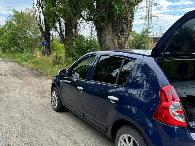 Синий Дачия Сандеро, объемом двигателя 1.4 л и пробегом 167 тыс. км за 4400 $, фото 1 на Automoto.ua