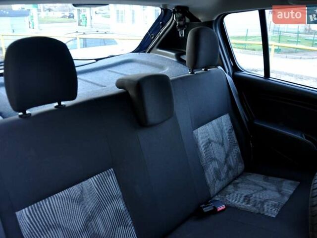 Синий Дачия Сандеро, объемом двигателя 1.2 л и пробегом 123 тыс. км за 4900 $, фото 23 на Automoto.ua