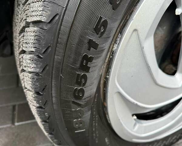 Синій Дачія Sandero, об'ємом двигуна 1.2 л та пробігом 124 тис. км за 4999 $, фото 39 на Automoto.ua