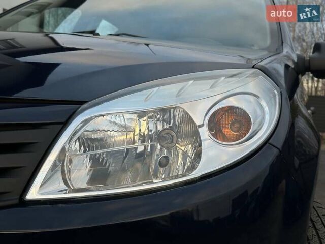 Синий Дачия Сандеро, объемом двигателя 1.2 л и пробегом 135 тыс. км за 4600 $, фото 10 на Automoto.ua