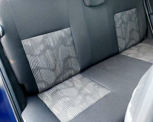 Дачия Сандеро 2011 в Тростянец на Automoto.ua Синий Дачия Сандеро, объемом двигателя 1.2 л и пробегом 189 тыс. км за 4600 $, фото 34 на Automoto.ua