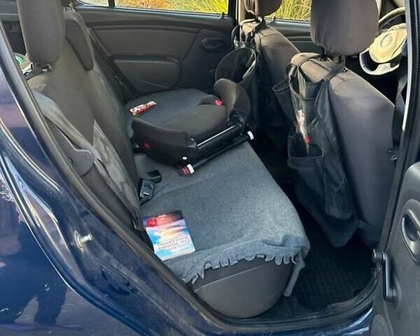 Синій Дачія Sandero, об'ємом двигуна 1.2 л та пробігом 135 тис. км за 3650 $, фото 5 на Automoto.ua