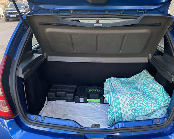 Синій Дачія Sandero, об'ємом двигуна 1.15 л та пробігом 161 тис. км за 4700 $, фото 7 на Automoto.ua