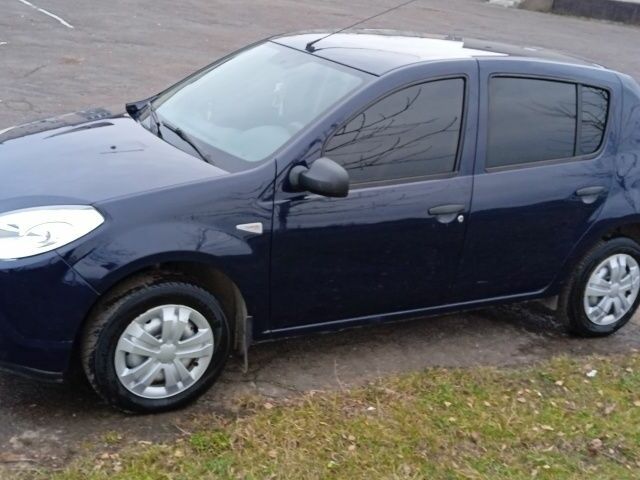 Синий Дачия Сандеро, объемом двигателя 1.1 л и пробегом 154 тыс. км за 4000 $, фото 1 на Automoto.ua