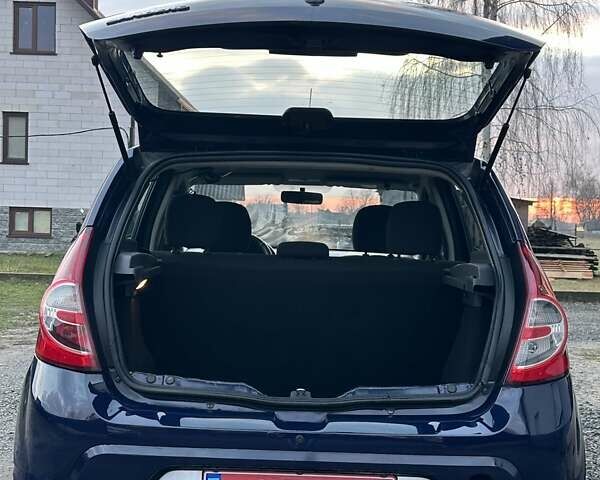 Синий Дачия Сандеро, объемом двигателя 1.2 л и пробегом 135 тыс. км за 4600 $, фото 30 на Automoto.ua