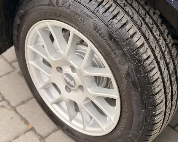 Синій Дачія Sandero, об'ємом двигуна 1.15 л та пробігом 114 тис. км за 5500 $, фото 5 на Automoto.ua