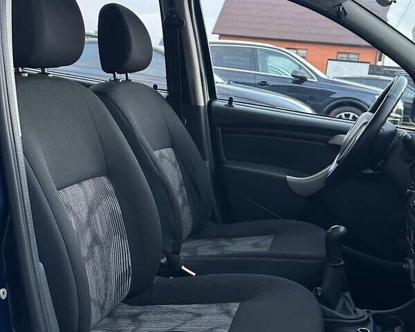 Синий Дачия Сандеро, объемом двигателя 1.2 л и пробегом 135 тыс. км за 4600 $, фото 28 на Automoto.ua