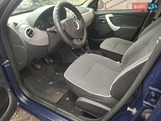 Дачія Sandero 2012 у Кривому Розі на Automoto.ua Синій Дачія Sandero, об'ємом двигуна 1.2 л та пробігом 270 тис. км за 4400 $, фото 3 на Automoto.ua