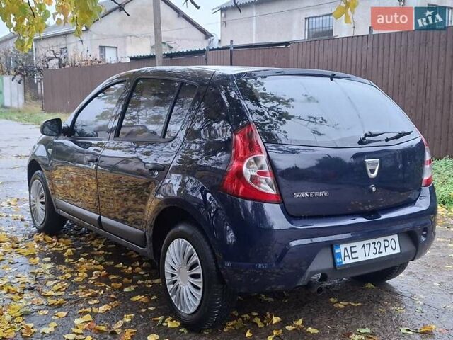 Дачія Sandero 2012 у Кривому Розі на Automoto.ua Синій Дачія Sandero, об'ємом двигуна 1.2 л та пробігом 270 тис. км за 4400 $, фото 2 на Automoto.ua