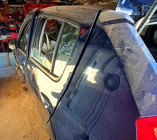 Синий Дачия Сандеро, объемом двигателя 1.2 л и пробегом 108 тыс. км за 1500 $, фото 9 на Automoto.ua