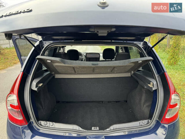 Синій Дачія Sandero, об'ємом двигуна 1.15 л та пробігом 290 тис. км за 4200 $, фото 11 на Automoto.ua
