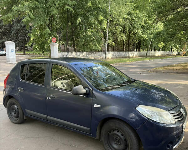 Синій Дачія Sandero, об'ємом двигуна 1.15 л та пробігом 270 тис. км за 3500 $, фото 2 на Automoto.ua