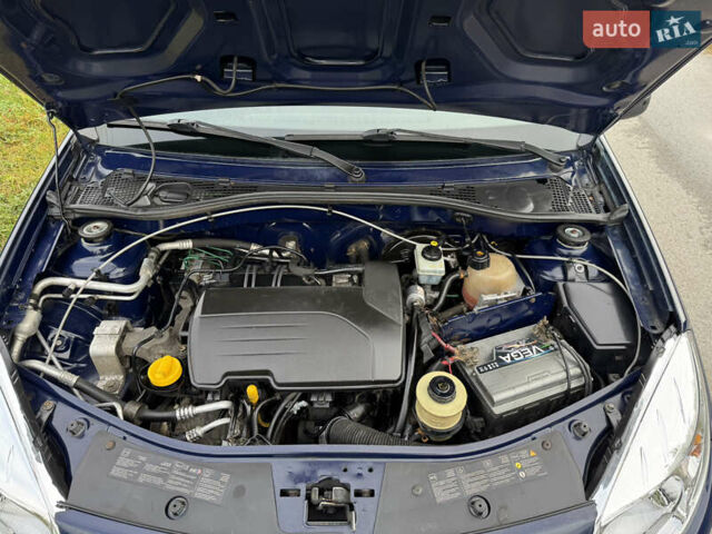 Синій Дачія Sandero, об'ємом двигуна 1.15 л та пробігом 290 тис. км за 4200 $, фото 12 на Automoto.ua