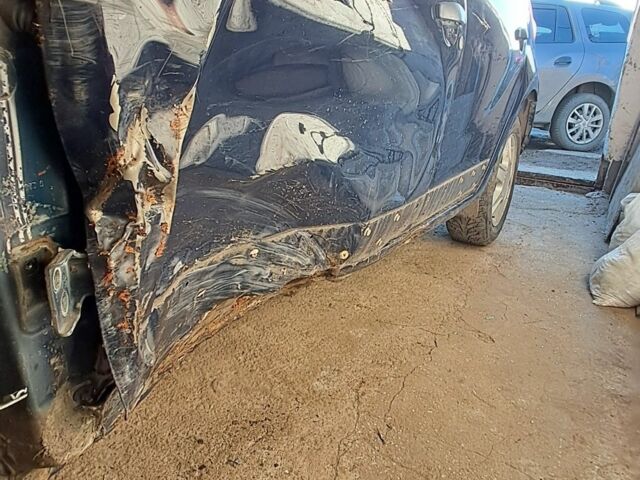 Синий Дачия Сандеро, объемом двигателя 0 л и пробегом 108 тыс. км за 2100 $, фото 4 на Automoto.ua