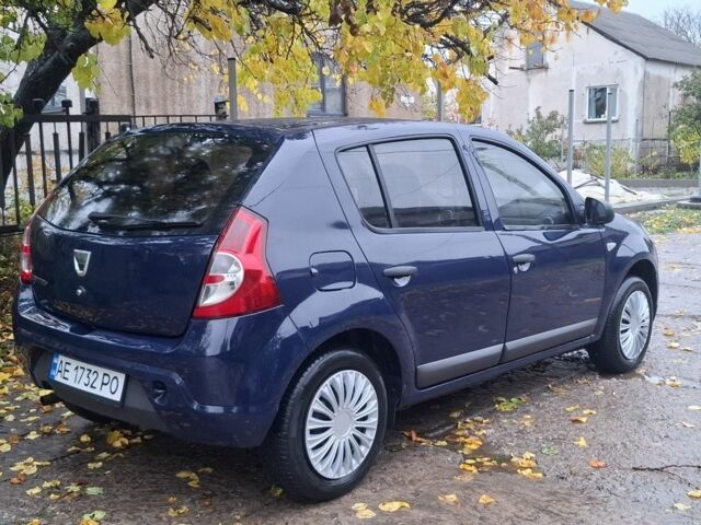 Синий Дачия Сандеро, объемом двигателя 1.1 л и пробегом 270 тыс. км за 4400 $, фото 7 на Automoto.ua