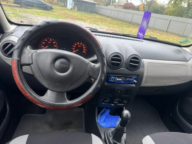 Дачія Sandero 2012 у Пирятине на Automoto.ua Синій Дачія Sandero, об'ємом двигуна 1.1 л та пробігом 208 тис. км за 3750 $, фото 11 на Automoto.ua