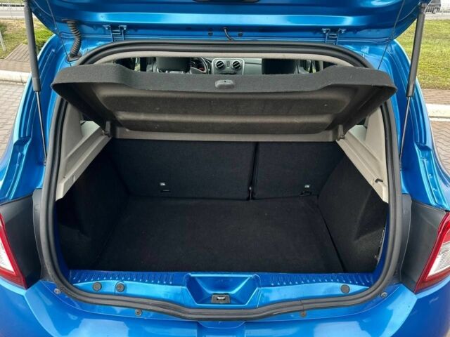 Синий Дачия Сандеро, объемом двигателя 1.5 л и пробегом 219 тыс. км за 7950 $, фото 10 на Automoto.ua