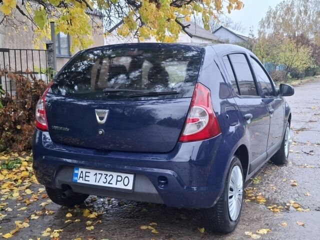 Синий Дачия Сандеро, объемом двигателя 1.1 л и пробегом 270 тыс. км за 4400 $, фото 4 на Automoto.ua