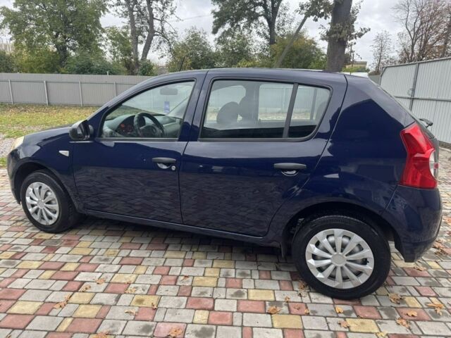 Дачія Sandero 2012 у Пирятине на Automoto.ua Синій Дачія Sandero, об'ємом двигуна 1.1 л та пробігом 208 тис. км за 3750 $, фото 5 на Automoto.ua