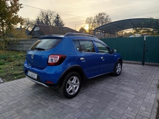 Синий Дачия Сандеро, объемом двигателя 1.5 л и пробегом 210 тыс. км за 7500 $, фото 1 на Automoto.ua