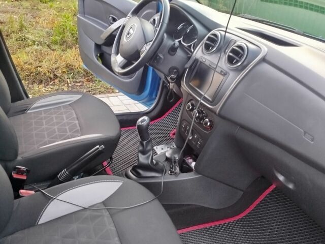 Синий Дачия Сандеро, объемом двигателя 1.5 л и пробегом 210 тыс. км за 7500 $, фото 6 на Automoto.ua