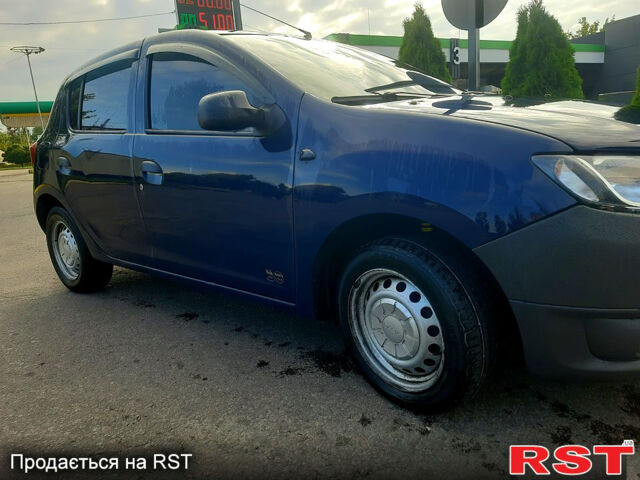 Синий Дачия Сандеро, объемом двигателя 1.2 л и пробегом 280 тыс. км за 4700 $, фото 3 на Automoto.ua