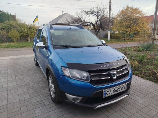 Синий Дачия Сандеро, объемом двигателя 1.5 л и пробегом 210 тыс. км за 7500 $, фото 2 на Automoto.ua