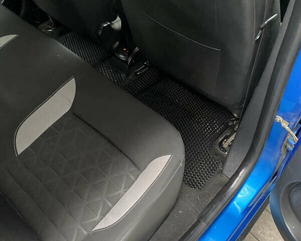 Синій Дачія Sandero, об'ємом двигуна 1.5 л та пробігом 83 тис. км за 7999 $, фото 26 на Automoto.ua