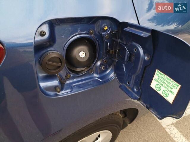 Синій Дачія Sandero, об'ємом двигуна 1.15 л та пробігом 67 тис. км за 7000 $, фото 17 на Automoto.ua