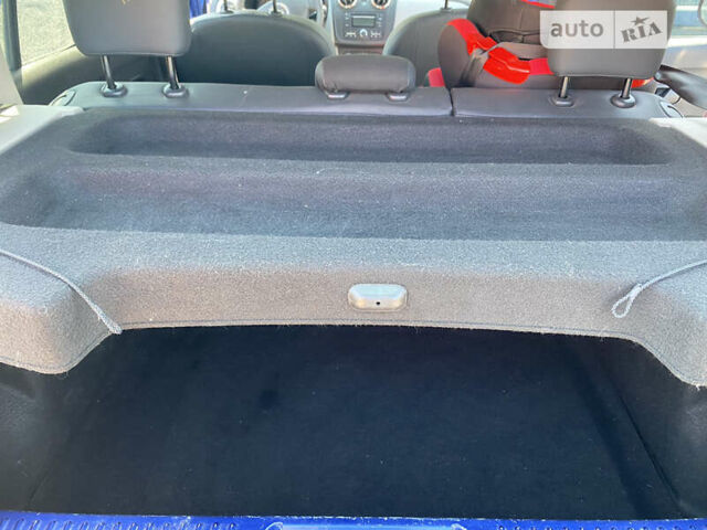 Синий Дачия Сандеро, объемом двигателя 0.9 л и пробегом 193 тыс. км за 5600 $, фото 16 на Automoto.ua