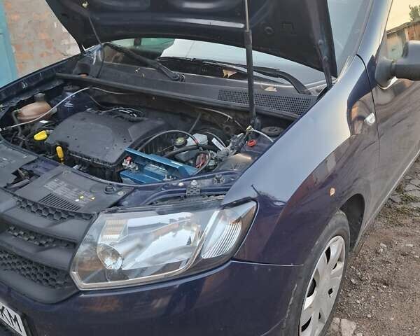 Синий Дачия Сандеро, объемом двигателя 1.2 л и пробегом 180 тыс. км за 4500 $, фото 4 на Automoto.ua
