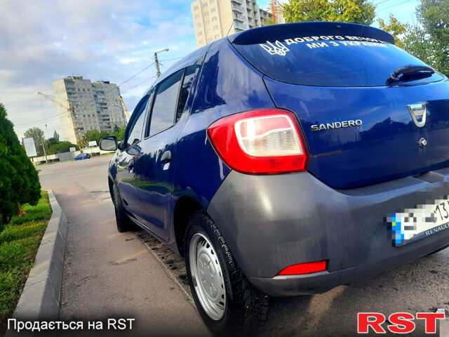 Синий Дачия Сандеро, объемом двигателя 1.2 л и пробегом 280 тыс. км за 4700 $, фото 2 на Automoto.ua