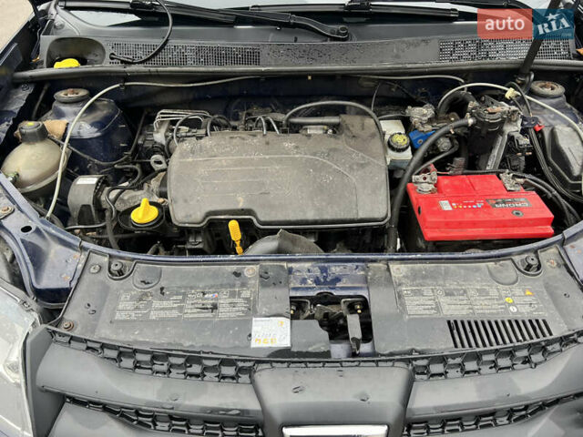 Синій Дачія Sandero, об'ємом двигуна 1.2 л та пробігом 216 тис. км за 3999 $, фото 14 на Automoto.ua