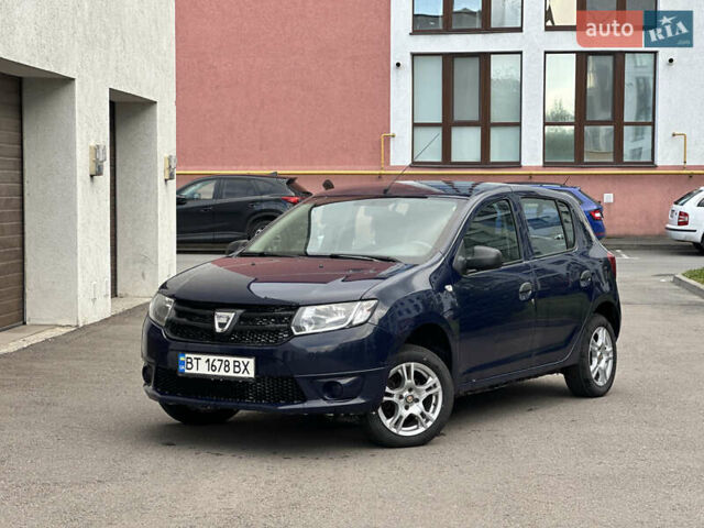 Синий Дачия Сандеро, объемом двигателя 1.2 л и пробегом 212 тыс. км за 3700 $, фото 1 на Automoto.ua