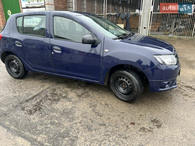 Синій Дачія Sandero, об'ємом двигуна 1.2 л та пробігом 216 тис. км за 3999 $, фото 3 на Automoto.ua
