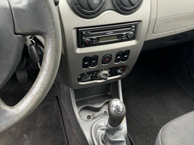 Синій Дачія Sandero, об'ємом двигуна 1.2 л та пробігом 166 тис. км за 4500 $, фото 7 на Automoto.ua