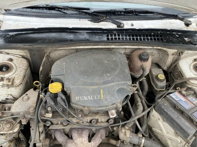 Белый Дачия Соленза, объемом двигателя 1.4 л и пробегом 300 тыс. км за 952 $, фото 7 на Automoto.ua