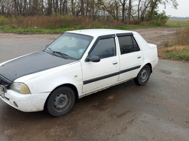 Белый Дачия Соленза, объемом двигателя 1.4 л и пробегом 500 тыс. км за 1000 $, фото 2 на Automoto.ua