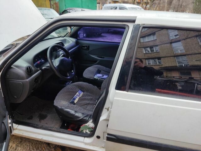 Білий Дачія Solenza, об'ємом двигуна 1.4 л та пробігом 154 тис. км за 1500 $, фото 6 на Automoto.ua