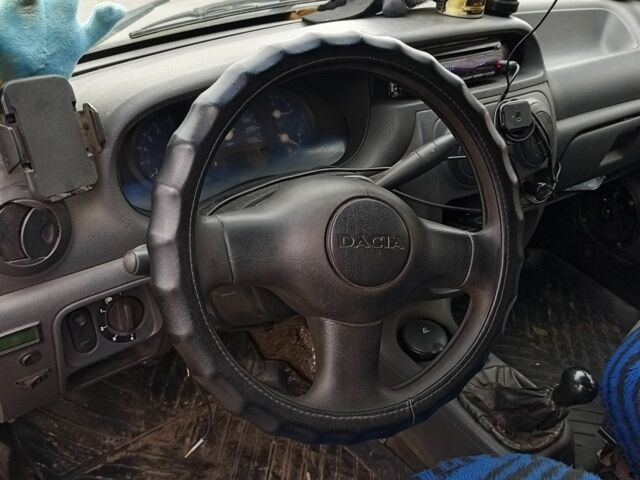 Белый Дачия Соленза, объемом двигателя 1.4 л и пробегом 500 тыс. км за 1000 $, фото 3 на Automoto.ua
